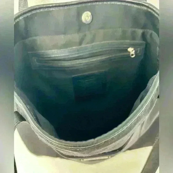 Coach Neoprene Black tote, EUC. Shoulder bag, limited edition! - Picture 4 of 7